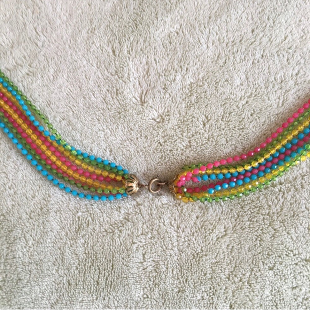 Vintage necklace 8 long plastic strands tiny iridescent beads retro boho 1960s - Picture 5 of 7